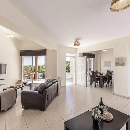 Villa Anthoulis Polis